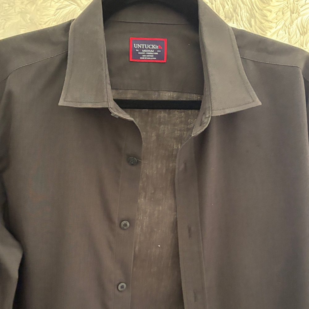 UNTUCKit black Collared Shirt